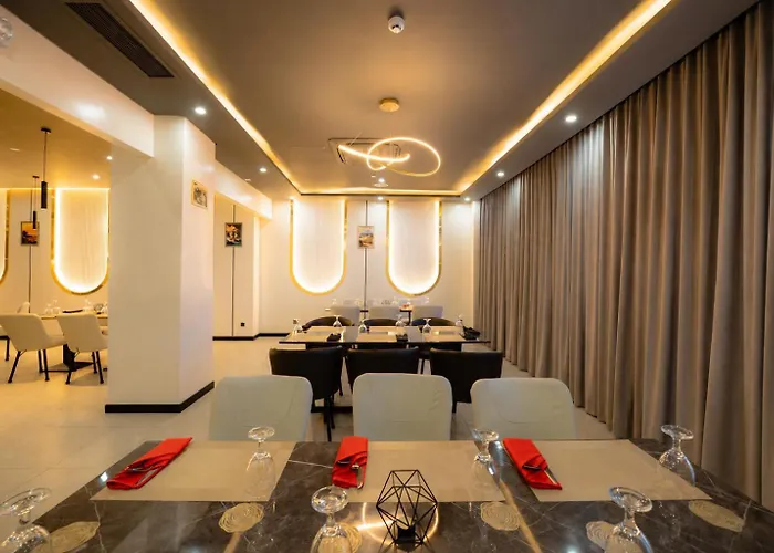 Vibe Alabang Hotel 3*