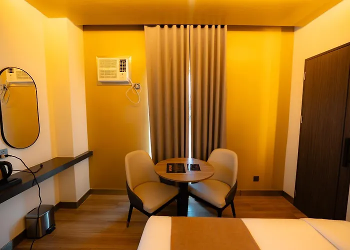 Vibe Alabang Hotel 3*