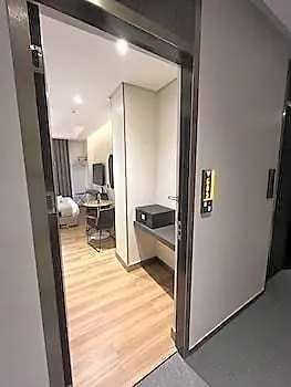Vibe Alabang 3* Manila